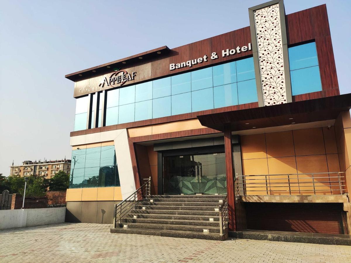 Oyo 92169 Apple Leaf Banquet & Hotel Aligarh Exterior photo